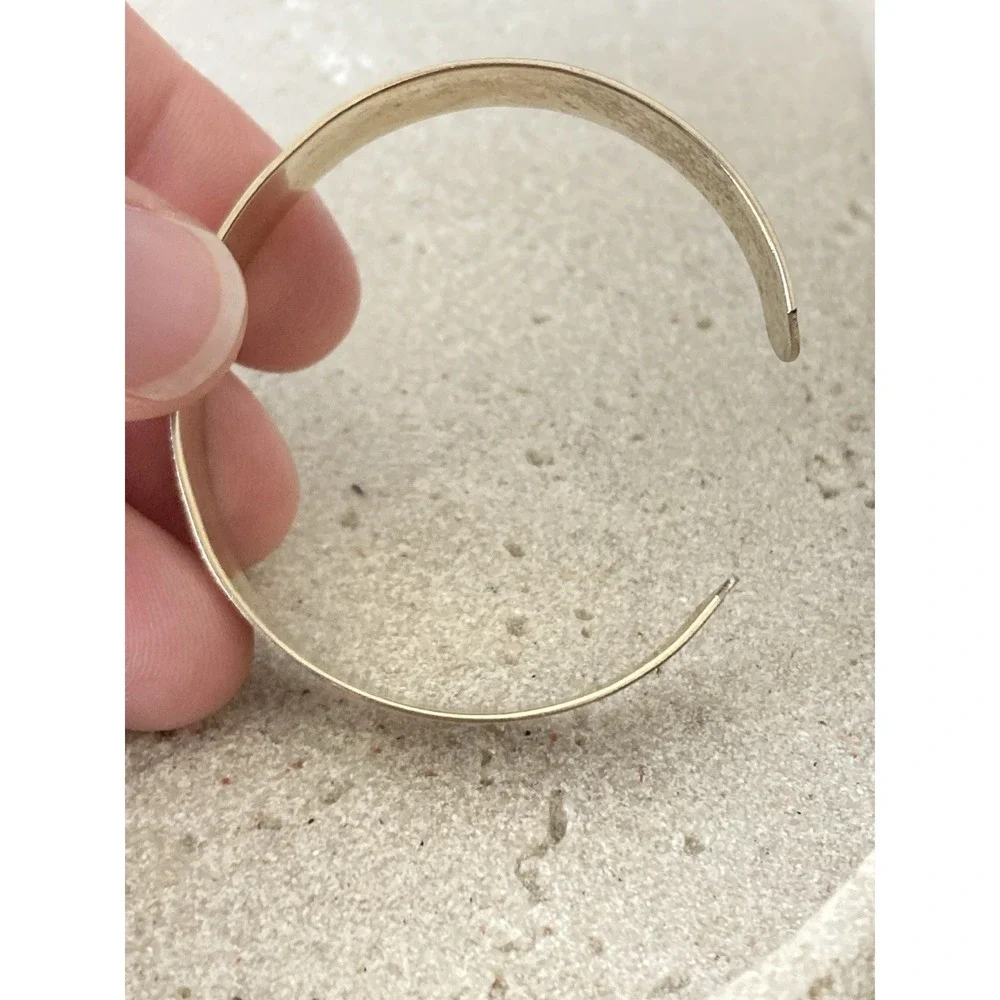 Vintage‎ Children's Cuff Bracelet Gold Tone Jill Name Embossed Animals